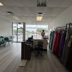 Jane's Alterations & Embroidery 