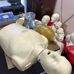 BLS Express CPR - Dirty mannequins that were not sanitized or cleaned clearly