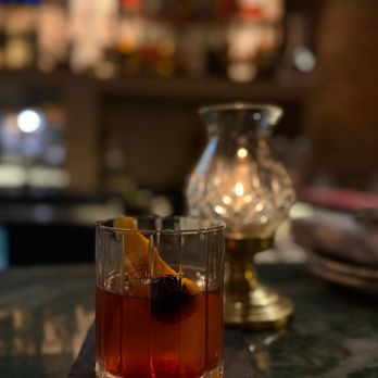 Oak and Vine - Old Fashioned Whiskey - Cocktail Bars Near Me - Glendale, California