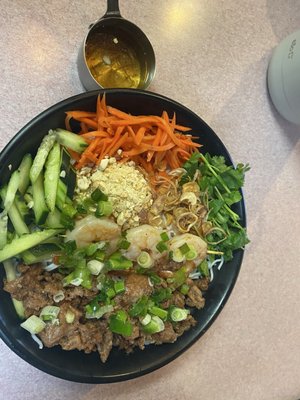 Thuy's Pho by null