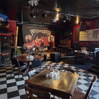Labor Temple Bar & Diner - Diners Near Me - Astoria, Oregon Labor Temple Bar & Diner - Diners Near Me - Astoria, Oregon