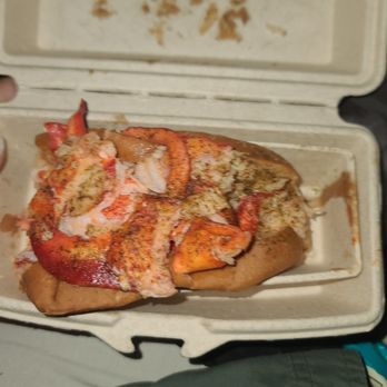Luke's Lobster  - Heavenly!!! - Seafood Near Me - Seattle, Washington
