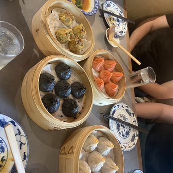 Dumpling Plus - Chinese Near Me - University City, Missouri