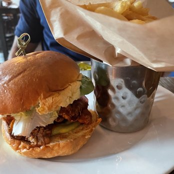 MEAL - Chicken sandwich - New American Near Me - Nutley, New Jersey
