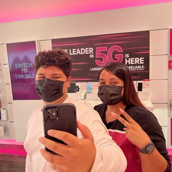 T-Mobile - Angelique and Shyne - Mobile Phones Near Me - Kapolei, Hawaii T-Mobile - Angelique and Shyne - Mobile Phones Near Me - Kapolei, Hawaii