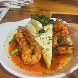 Shrimp and polenta cake Shrimp and polenta cake