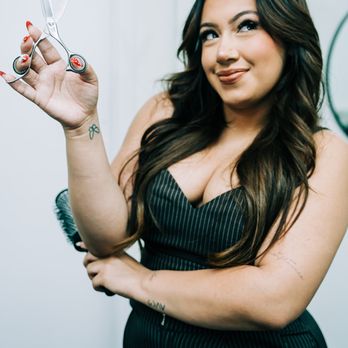Manes By B - Meet the stylist - Hair Stylists Near Me - Palm Desert, California Manes By B - Meet the stylist - Hair Stylists Near Me - Palm Desert, California
