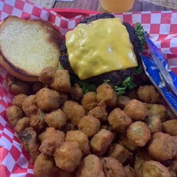 Chicken Shack - Cheeseburger - New American Near Me - Harrah, Oklahoma