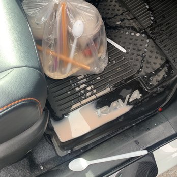 Urbanh Cafe - Did order online , I still have to wait almost 10mins . Food for Togo and they did not seal it. Look how messy - Vietnamese Near Me - Chandler, Arizona Urbanh Cafe - Did order online , I still have to wait almost 10mins . Food for Togo and they did not seal it. Look how messy - Vietnamese Near Me - Chandler, Arizona