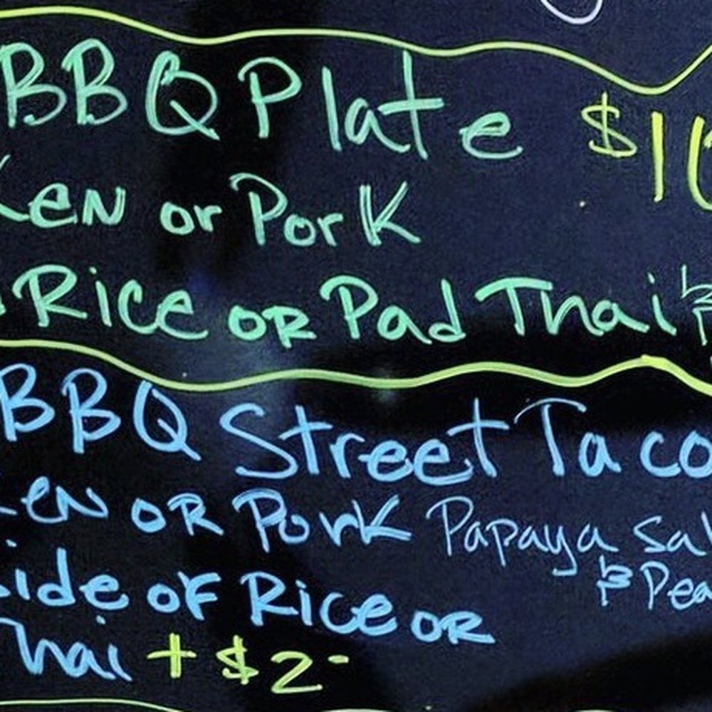 Tried the BBQ Plate. Chicken and pork were amazing.