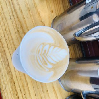 Fellini Coffeebar - Coffee & Tea Near Me - Berkeley, California