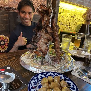 Farida - Farida platter - Uzbek Near Me - New York, New York Farida - Farida platter - Uzbek Near Me - New York, New York