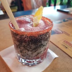 Los Trompos - Pitaya drink