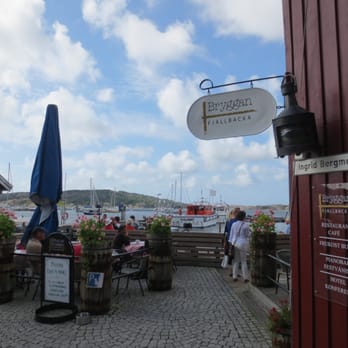 Bryggan - Heading into the cafe. - Cafes Near Me - Fjällbacka, O