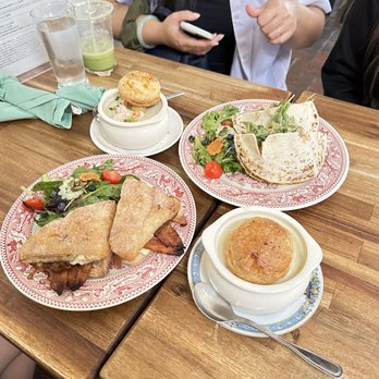 Once Upon a Table - American Near Me - Stockbridge, Massachusetts