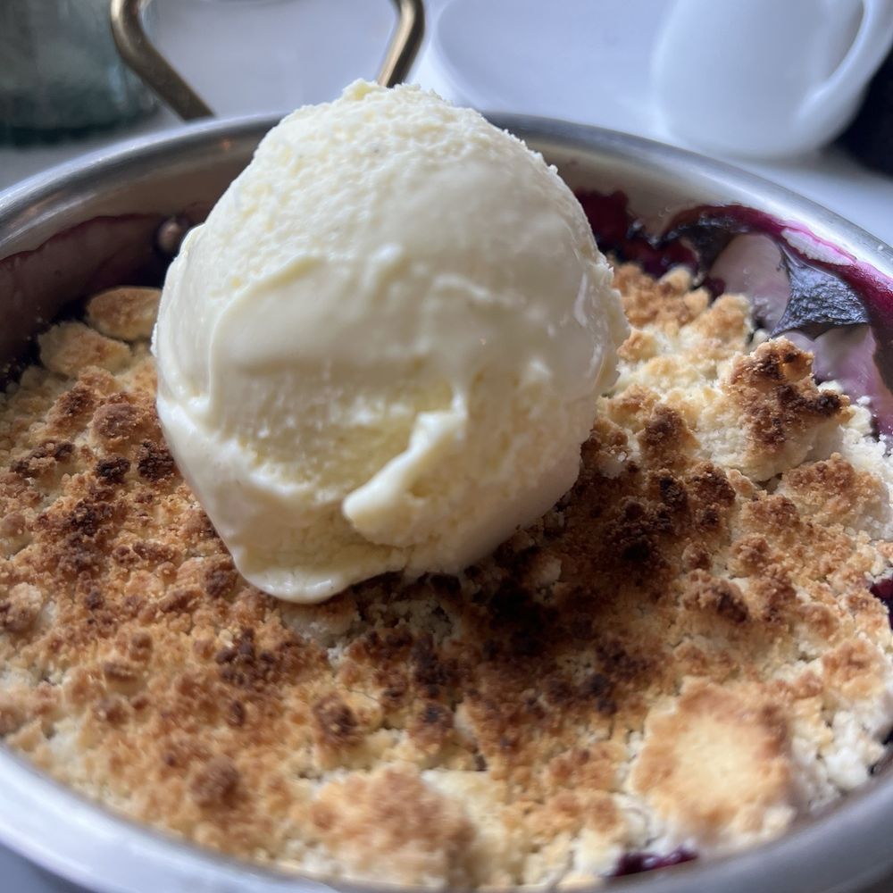 La Strega - Blueberry crumble cake - Italian Near Me - Las Vegas, Nevada La Strega - Blueberry crumble cake - Italian Near Me - Las Vegas, Nevada