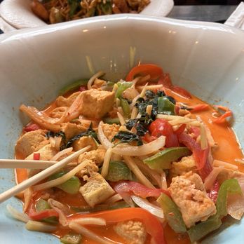 Yoshino - Gang Dong Red Curry with Tofu - Japanese Near Me - Pittsburgh, Pennsylvania Yoshino - Gang Dong Red Curry with Tofu - Japanese Near Me - Pittsburgh, Pennsylvania