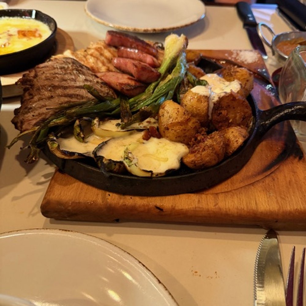 Chepil - Large shareable meat platter - Mexican Near Me - Tijuana, BCN
