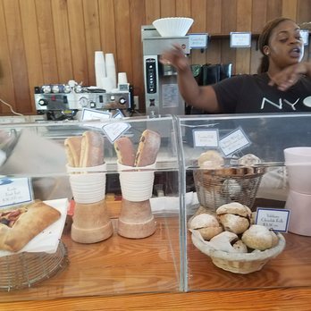 Levain Bakery - Wainscott, New York - Bakeries Near Me - Wainscott, New York