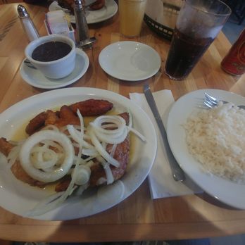 El Cubano - 1/2 Pollo Aasado en Ajo - Roasted Garlic Chicken (dark meat plate) with Rice & Beans - Cuban Near Me - Valencia, California
