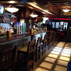 Abbey Inn - Nice restaurant and bar!