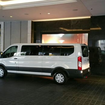MidWest Limousine - Limos Near Me