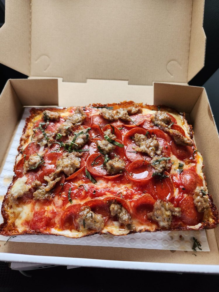 Pizza Payaa - Bloomington