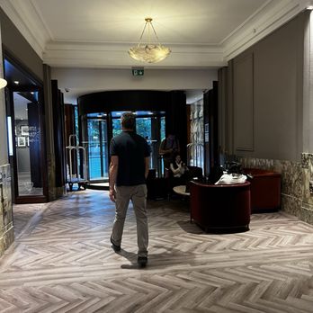 DoubleTree by Hilton Brussels City - Hotels Near Me - Brussels, BRU