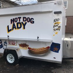 Hotdog lady - Hotdog Trailer that serves delicious hotdogs with amazing topping