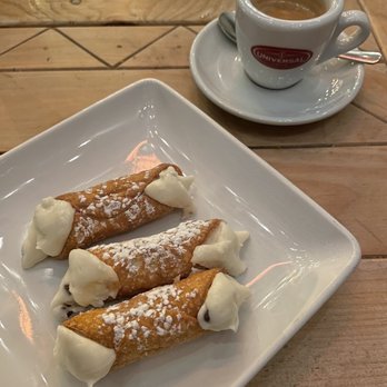 Grano Pasta Bar - Mini cannoli and espresso - Italian Near Me - Baltimore, Maryland