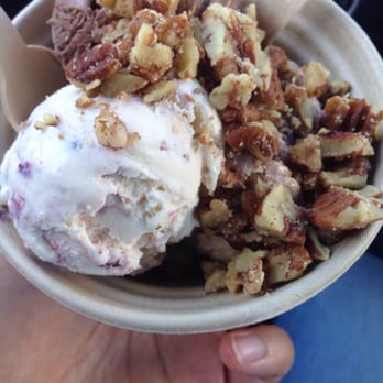Long Beach Creamery - Medium holds 2-3 small scouts - Ice Cream & Frozen Yogurt Near Me - Long Beach, California Long Beach Creamery - Medium holds 2-3 small scouts - Ice Cream & Frozen Yogurt Near Me - Long Beach, California