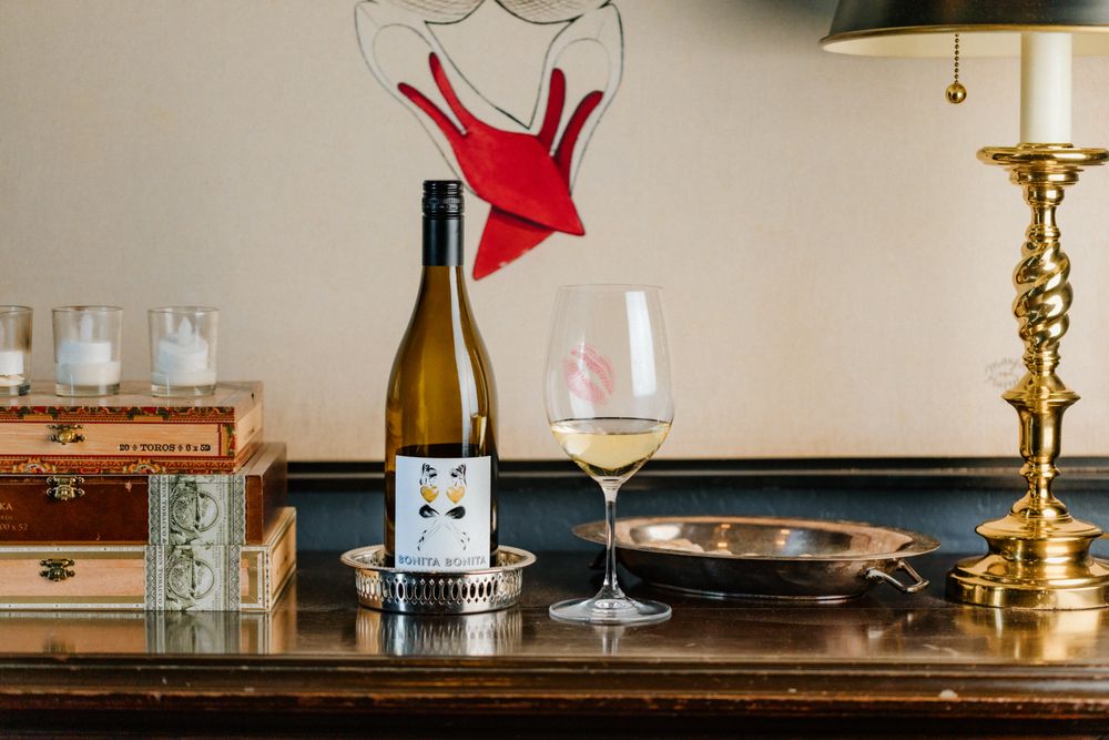 BONITA BONITA Updated September 2024 11 Photos 1207 Coombs St