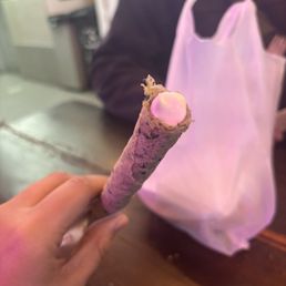 Cream roll black sesame Cream roll black sesame