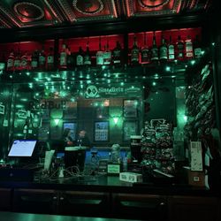 Durty Murphy's Irish Pub - Bar