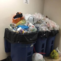 Station at Lyndhurst - Garbage store every weekend