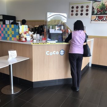 CoCo Fresh Tea & Juice - a woman standing at the counter - Juice Bars & Smoothies Near Me - Richmond, British Columbia CoCo Fresh Tea & Juice - a woman standing at the counter - Juice Bars & Smoothies Near Me - Richmond, British Columbia