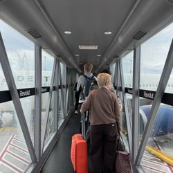 Delta - Jetway