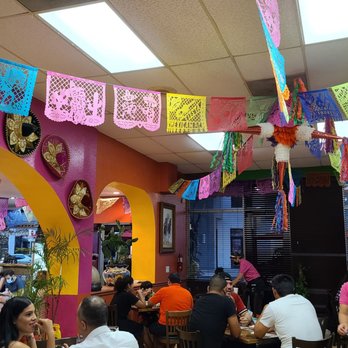Mi Rinconcito Mexicano - Inside - Tacos Near Me - Miami, Florida Mi Rinconcito Mexicano - Inside - Tacos Near Me - Miami, Florida