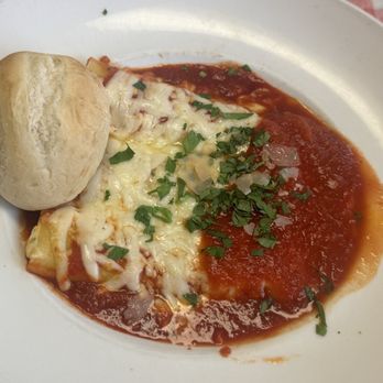 Aldo's Italian Kitchen - Manicotti di casa - Italian Near Me - Alexandria, Virginia Aldo's Italian Kitchen - Manicotti di casa - Italian Near Me - Alexandria, Virginia