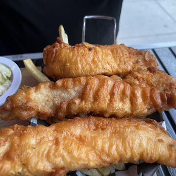 London Gastropub - Fish & Chips - Gastropubs Near Me - Monrovia, California London Gastropub - Fish & Chips - Gastropubs Near Me - Monrovia, California