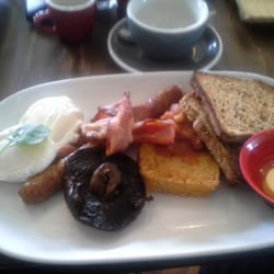 Spruce Goose - Excuse me but this meal is cold. "Not Its Not" "Yes It Is!" "Take It Away".