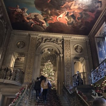 Chatsworth House - Landmarks & Historical Buildings Near Me
