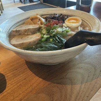 Uchiwa Ramen - Tonkotsu - Japanese Near Me - Emeryville, California Uchiwa Ramen - Tonkotsu - Japanese Near Me - Emeryville, California