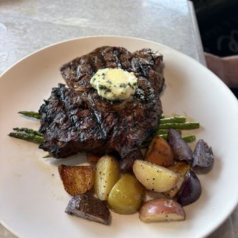Katie's Cafe & Bakery - Ribeye steak - Bakeries Near Me - Livingston, Texas