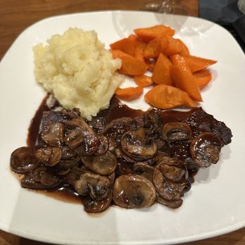 Prime Cut Cafe - Steak Diane - Steakhouses Near Me - Orange, California