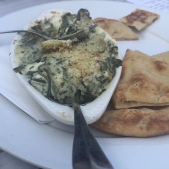 Monty’s Lighthouse - Artichoke dip - Sports Bars Near Me - Montgomery, Texas