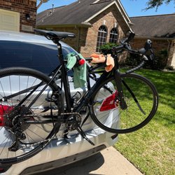 Handlebar Cyclery - Compressionless brake housing install and tune up. Ready to ride