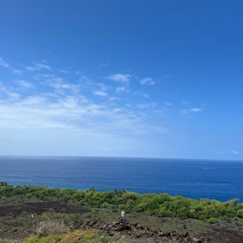 Captain Cook Monument - Views - Landmarks & Historical Buildings Near Me - Captain Cook, Hawaii