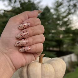 The Crystal Nail Lounge