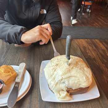 Hash - Cinnamon roll - Breakfast & Brunch Near Me - Olympia, Washington Hash - Cinnamon roll - Breakfast & Brunch Near Me - Olympia, Washington